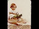 En liten flicka.Aug. Larsson