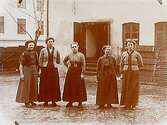 Fem kvinnliga bryggeriarbetare.
Norlings Bryggeri AB