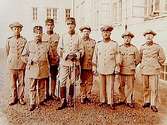 Regemente. Grenadjärer, I3. Örebro.Landstormen.Löjtnant von Post med sju landstormare.
