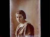 En flicka, Margit Lindskog, bröstbild.Sam Lindskogs privata bilder.