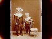 Två barn.Karl Eriksson