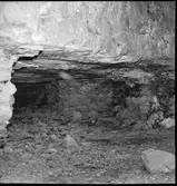 Västra Tunhem, Kalkstensgrottor/Skifferbrott .