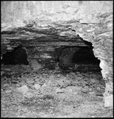 Västra Tunhem, Kalkstensgrottor/Skifferbrott .