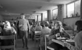 Bespisning Gumaeliusskolan, 19 november 1965

Elever i matsalen.
