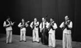 Jugoslaviska folkdansare 12 april 1965