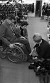 Handikappade i julhandel, 8 december 1965
