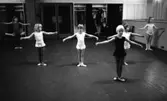Balettskola bildsida 20 januari 1966