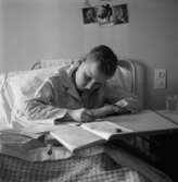 Skola på barnlasarettet.7 april 1960