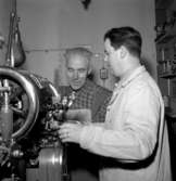 Industrireportage i Hallsberg.
7 februari 1955