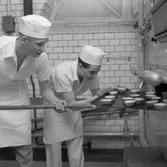 Centrala verkstadsskolan.
Bildsidan.
19 mars 1955