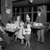 Byggnadsarbetarnas julfest i Örebro.
24 januari 1955