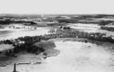 Flygfoto över Viby kyrka.
Bilden tagen för vykort.