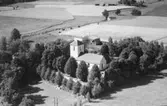 Flygfoto över Täby kyrka.Bilden tagen för vykort.