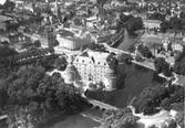 Flygfoto över Örebro slott.