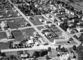 Flygfoto över Laxå, bostadshus.Bilden tagen för vykort.
