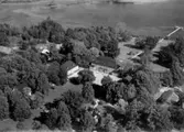 Flygfoto över Bystads Herrgård.
Bilden tagen för vykort.
