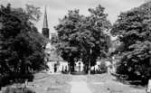 Kils kyrka, Närke.
Bilden tagen för vykort.
Förlag: C.E. Erikssons Eftr., Närkes Kil.