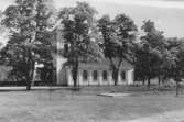 Brevens Bruk, kyrkan, exteriör.
Bilden tagen för vykort.
Förlag: Fagerlunds Livs.