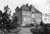Askersund, sjukhuset.
I dag (2016) skolkontor vid Sjöängsskolan.