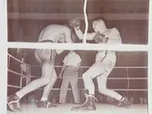 Boxning, Idrottshuset 1947.
 Matchbilder, Rolf Norling.