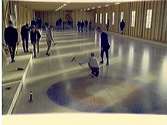 Vi lämnar gamla curlingstugan för nybygget vid Trängens idrottsplats.