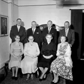 Rumsinteriör, släktgrupp 8 personer.
Eskil Fredrikssons 50-årsdag.