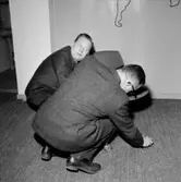 Interiör, inredning, två män.
Wigrell & Co.