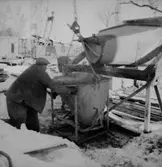 Byggnadsarbete, en man.
Örebro söder.