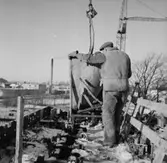 Byggnadsarbete, en man.
Örebro söder.