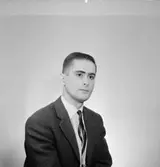 En man, bröstbild.
Örebro Sparbank.