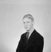 En man, bröstbild.
Örebro Sparbank.