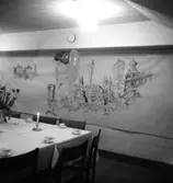 Rumsinteriör, dukat bord, högtid.
Länsarkitekt Borg