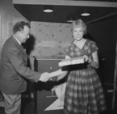 Prisutdelning på restaurang City.
Wigrell & Co.