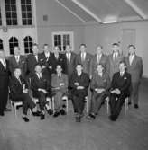 Rumsinteriör, grupp 16 män.UB, 30-årsjubileum.