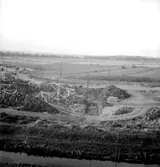 Byggnadsarbete, 3:e etappen.
Bilden tagen i samband med en särskild dokumentation som fotografen gjorde åt Stiftelsen Hyresbostäder Örebro.