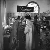 Konsum snabbköp, affärsinteriör, kunder och personal, snabbak.