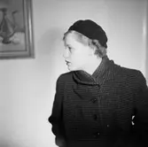 En flicka, bröstbild.Renja