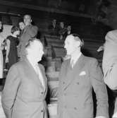 Oscarias 50 årsjubileum.Interiör, grupp.