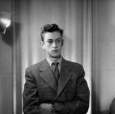En ung man, bröstbild.Göran Hermansson
