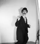 Underhållning, en clown.
Glada Potpuriet.