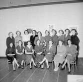 Skolklassjubileum, grupp 17 kvinnor.