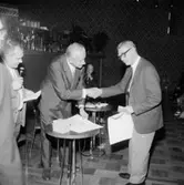 Schack VM i augusti 1966, prisutdelning.