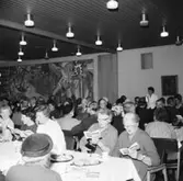 Interiör, pensionärsfest på Konsum.