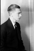 En man, bröstbild.Nils Andersson