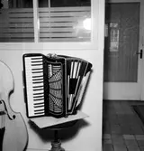 Musikinstrument: dragspel.
Skandia