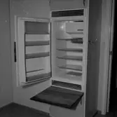 Invalidlägenheter (handikappanpassade lägenheter),  interiör, kylskåp.
Stiftelsen Hyresbostäder.