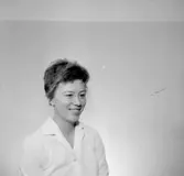 En kvinna, bröstbild.
Örebro Sparbank.