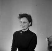 En kvinna, bröstbild.Gustafsson & Görtz personal.