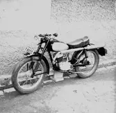 Motorcykel.
Motorbolaget.