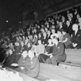 Oscarias 50 årsjubileum.Interiör, grupp.